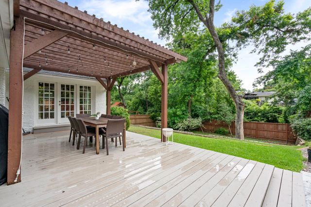 7845 Blackbird Lane, Dallas, TX 75238