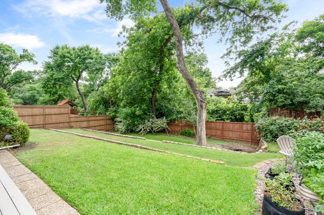 7845 Blackbird Lane, Dallas, TX 75238