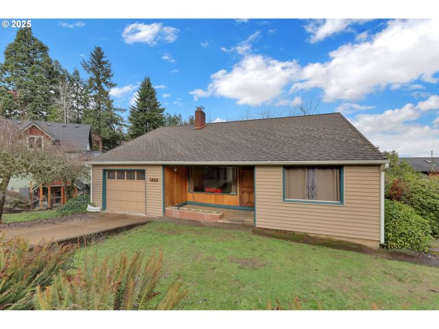 605 FULVUE Dr, Eugene, OR 97405