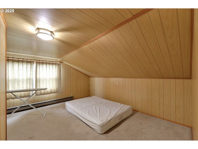 605 FULVUE Dr, Eugene, OR 97405