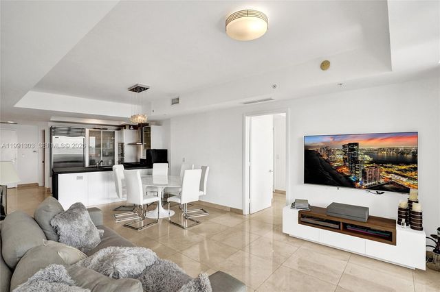 18201 Collins Ave 2007, Sunny Isles Beach, FL 33160