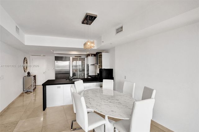 18201 Collins Ave 2007, Sunny Isles Beach, FL 33160