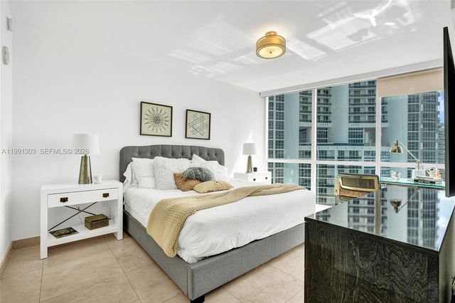 18201 Collins Ave 2007, Sunny Isles Beach, FL 33160