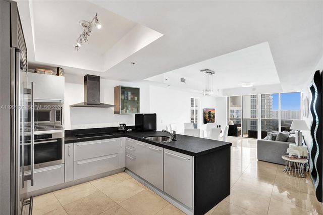 18201 Collins Ave 2007, Sunny Isles Beach, FL 33160