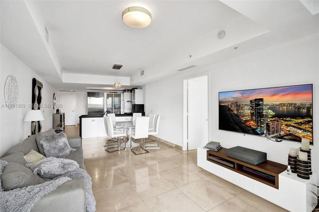 18201 Collins Ave 2007, Sunny Isles Beach, FL 33160