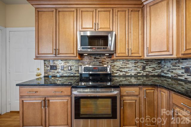 151 Saint Martins Lane, Statesville, NC 28677