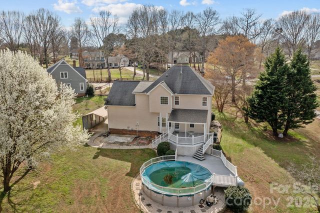 151 Saint Martins Lane, Statesville, NC 28677