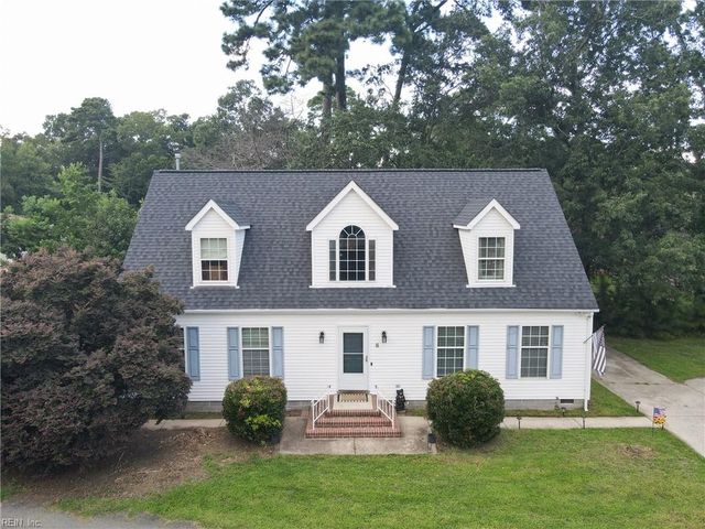 6 Misty Creek LN, Hampton, VA 23669