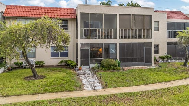 9700 STARKEY ROAD 113, Seminole, FL 33777