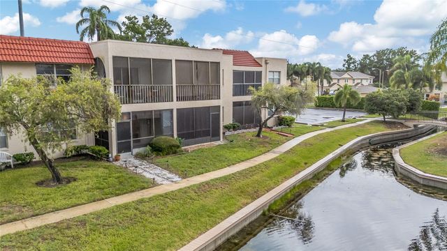 9700 STARKEY ROAD 113, Seminole, FL 33777
