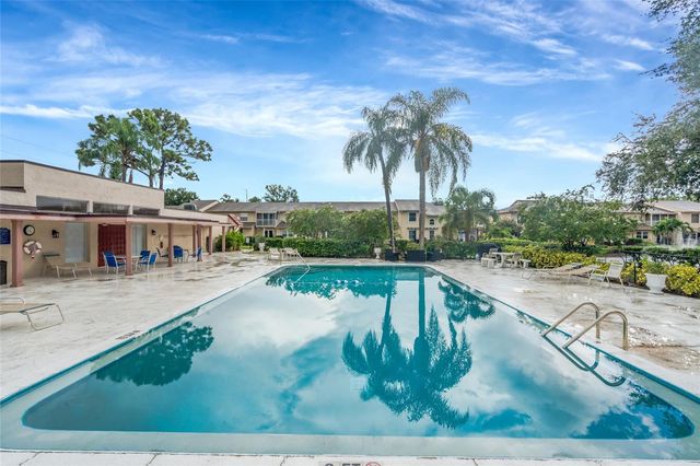 9700 STARKEY ROAD 113, Seminole, FL 33777