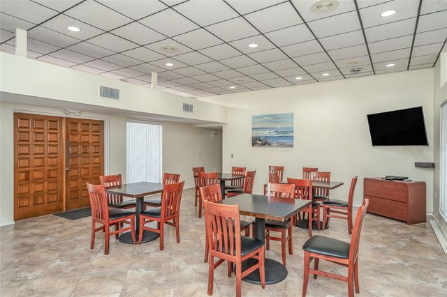 9700 STARKEY ROAD 113, Seminole, FL 33777