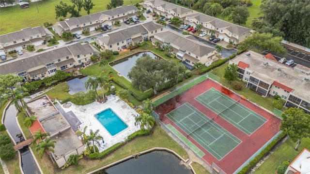 9700 STARKEY ROAD 113, Seminole, FL 33777