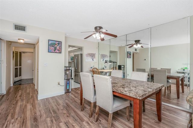 9700 STARKEY ROAD 113, Seminole, FL 33777