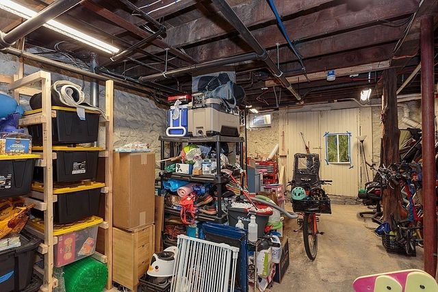 87 Winn 1, Woburn, MA 01801