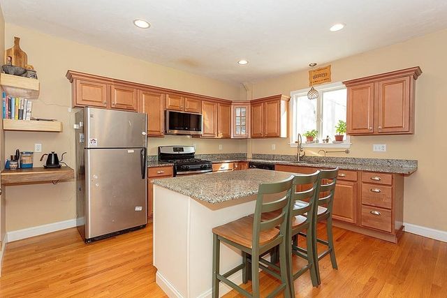 87 Winn 1, Woburn, MA 01801