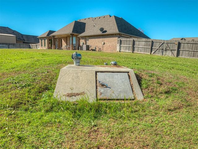 957 County Street 2982, Blanchard, OK 73010