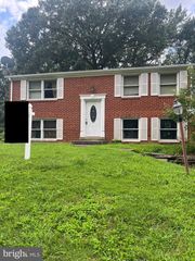 13790 MEADOWBROOK RD, Woodbridge, VA 22193