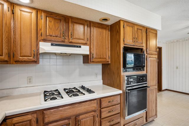 1412 3rd Avenue SE, Altoona, IA 50009