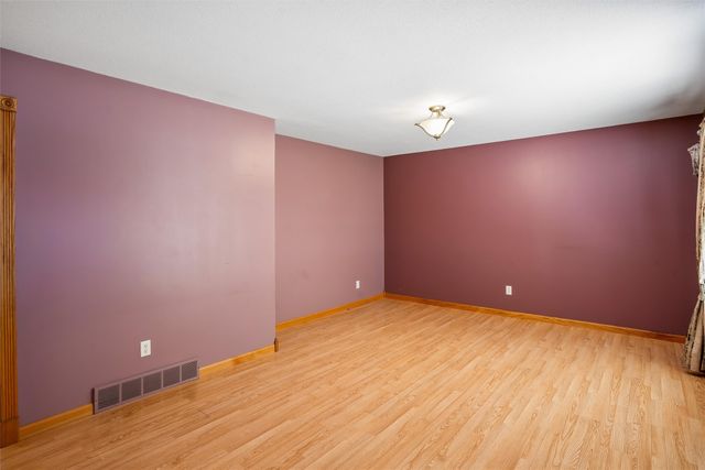 1412 3rd Avenue SE, Altoona, IA 50009