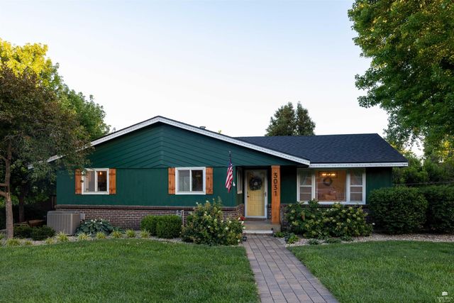 3031 Sunnyside Drive, Manhattan, KS 66502