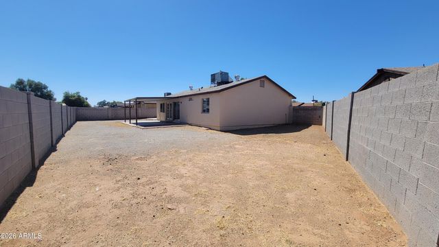 8017 W MEADOWBROOK Avenue, Phoenix, AZ 85033