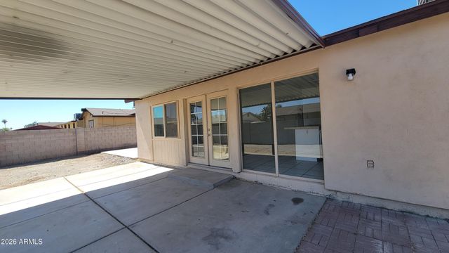 8017 W MEADOWBROOK Avenue, Phoenix, AZ 85033
