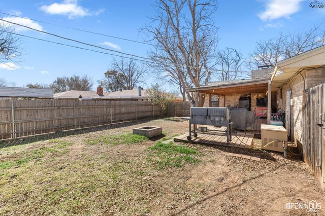 4611 MONTERREY DRIVE, Wichita Falls, TX 76310