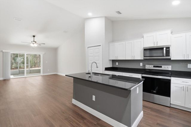 9144 N PEACHTREE WAY, Citrus Springs, FL 34434