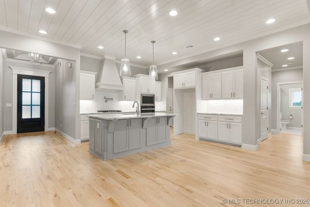 2704 W Twin Oaks Street, Broken Arrow, OK 74012