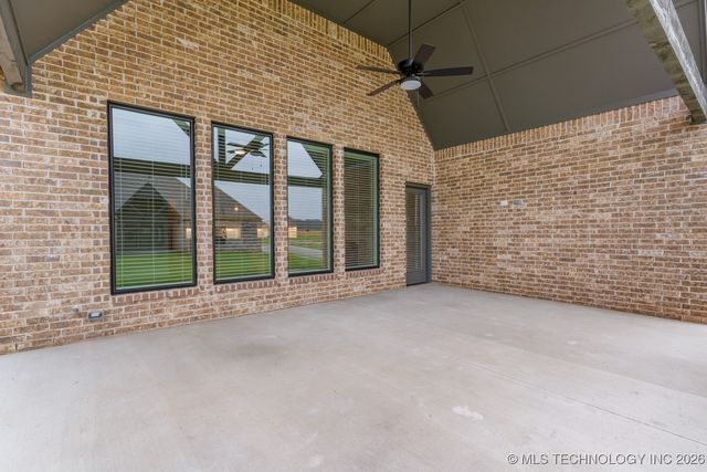 2704 W Twin Oaks Street, Broken Arrow, OK 74012