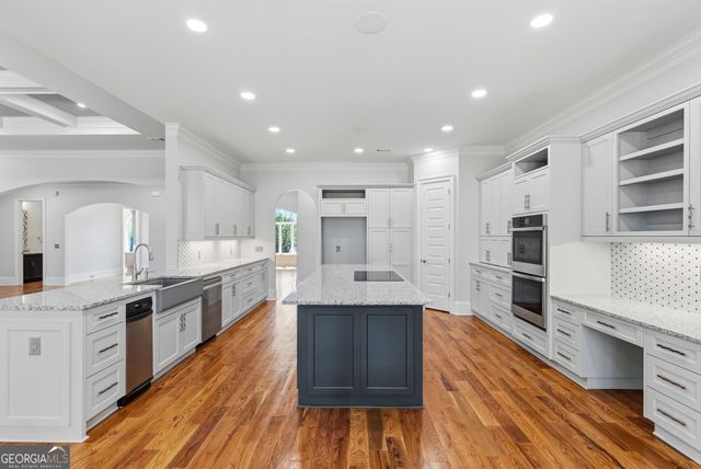 607 W Lake Circle, Augusta, GA 30907
