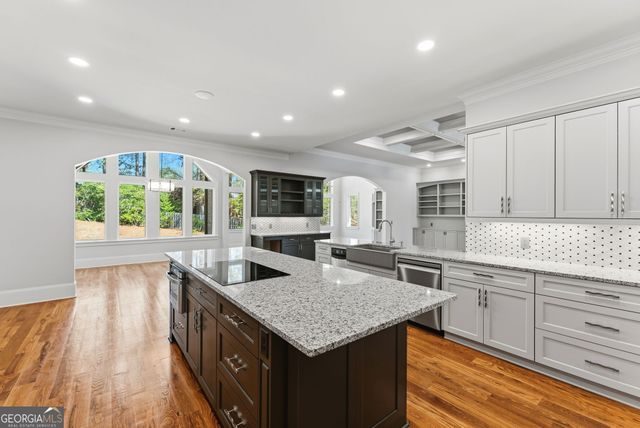 607 W Lake Circle, Augusta, GA 30907