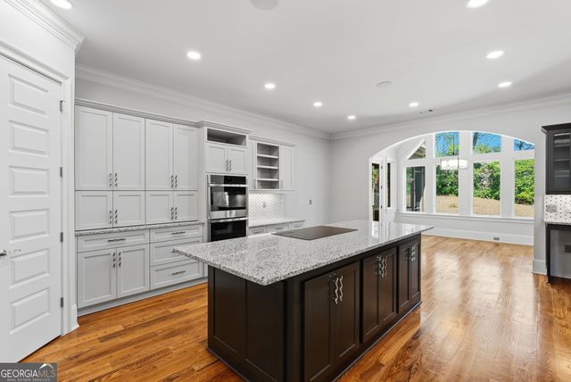 607 W Lake Circle, Augusta, GA 30907