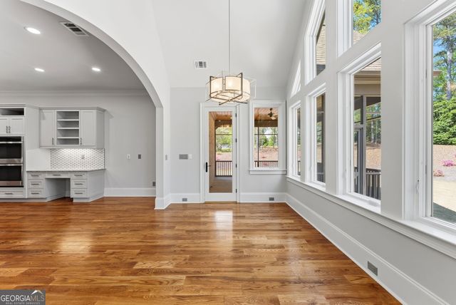 607 W Lake Circle, Augusta, GA 30907