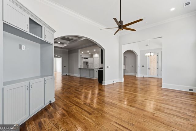 607 W Lake Circle, Augusta, GA 30907