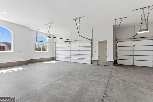 607 W Lake Circle, Augusta, GA 30907