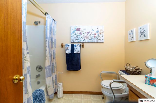 3512 Hartley Circle, Lincoln, NE 68521