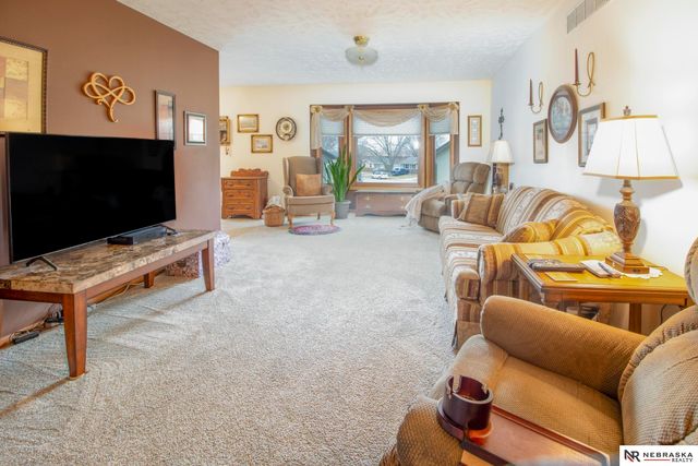 3512 Hartley Circle, Lincoln, NE 68521