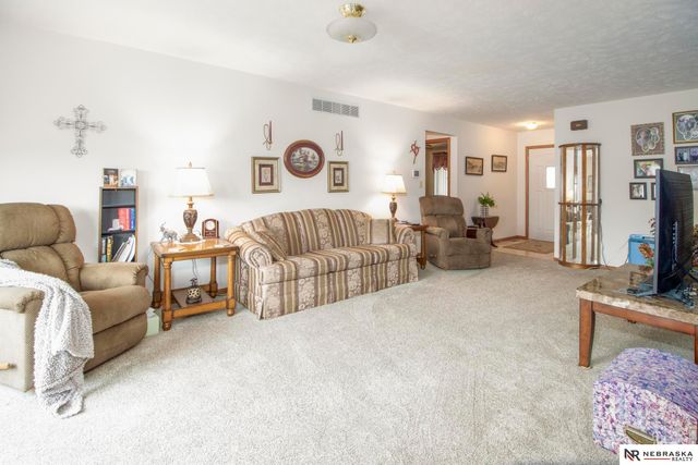 3512 Hartley Circle, Lincoln, NE 68521