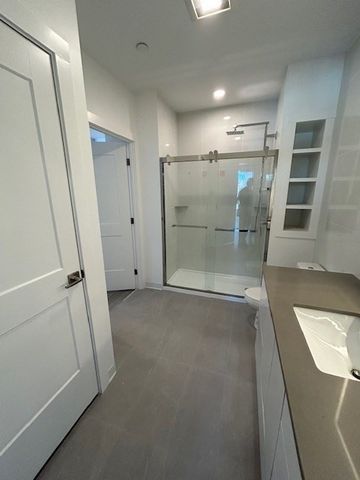 148 Old Post Road 205, Sharon, MA 02067