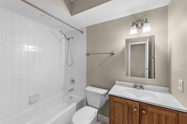 1829 Augusta Drive 28, Houston, TX 77057