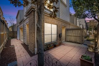 1829 Augusta Drive 28, Houston, TX 77057