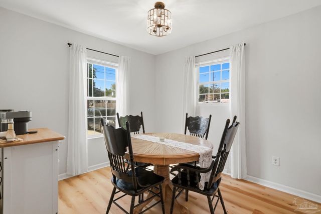 408 N W St, Pensacola, FL 32505