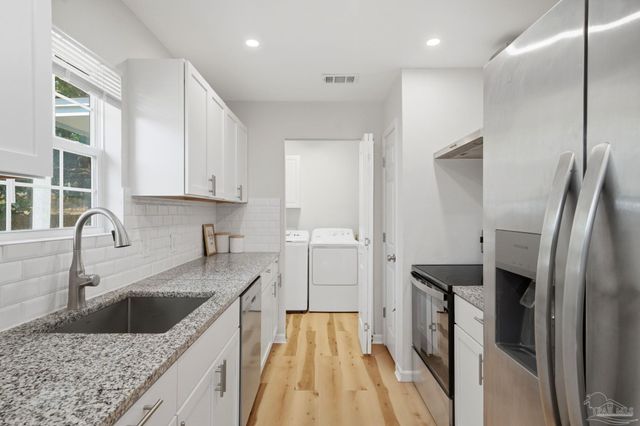 408 N W St, Pensacola, FL 32505