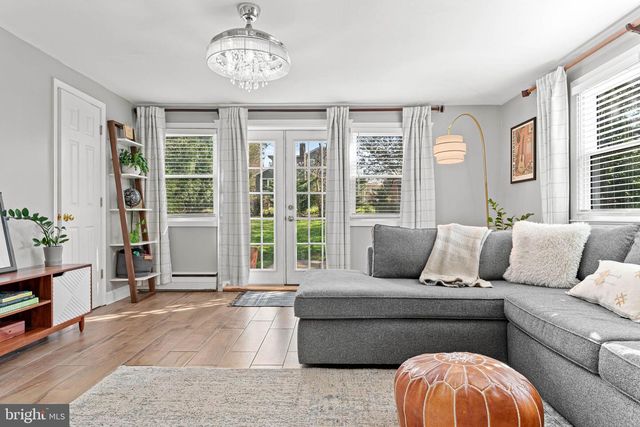 21 MORELAND RD, Paoli, PA 19301