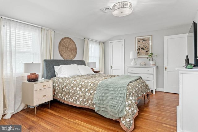 21 MORELAND RD, Paoli, PA 19301