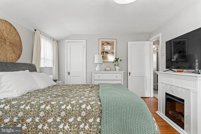 21 MORELAND RD, Paoli, PA 19301