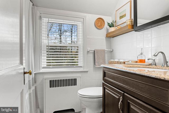 21 MORELAND RD, Paoli, PA 19301