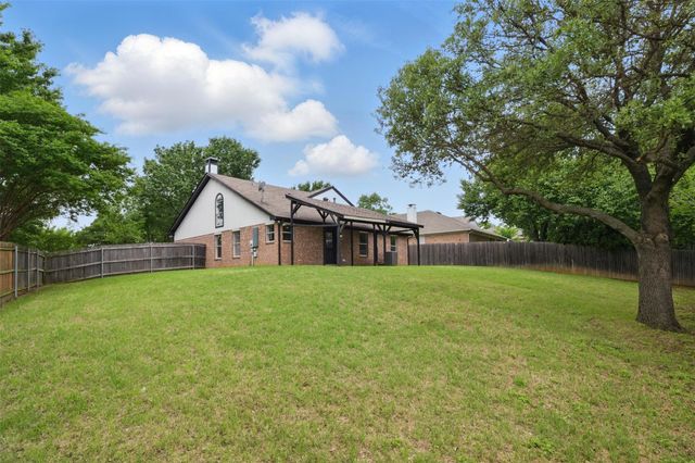 5147 Ivycrest Trail, Arlington, TX 76017